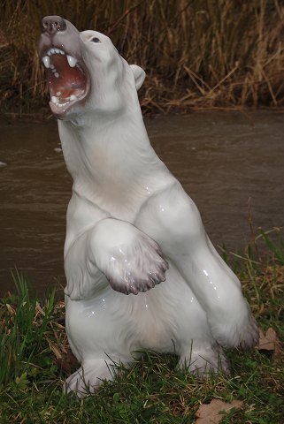Dahl Jensen Figurine 1157 Polarbear