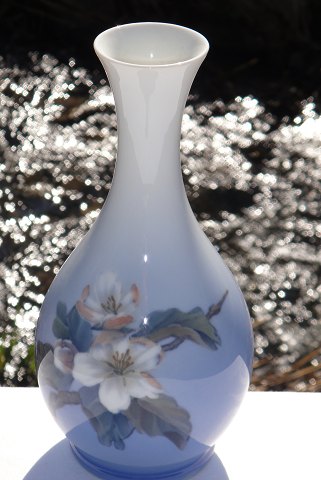 Bing & Gröndahl Vase 53/51