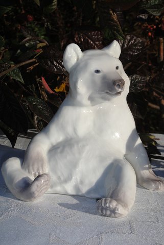 Very rare Royal Copenhagen figurine 345 Polar bear