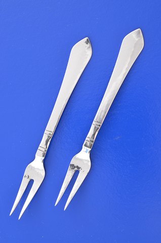Georg Jensen cutlery Continental Cold cut fork with monogram