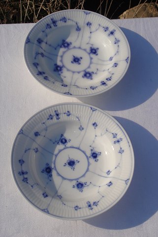 Royal Copenhagen  Blue fluted straberry bowls
