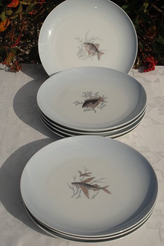 Bing & Grondahl  Falling Leaves  Fish plates