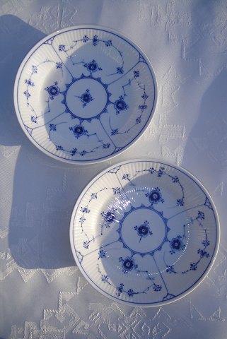 Royal Copenhagen  Blue fluted  Oyster plate 291