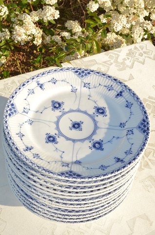 Royal Copenhagen  Blue fluted half lace Plate 578