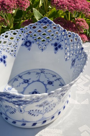 Royal Copenhagen  Blue fluted full lace   Fruit bowl 1059