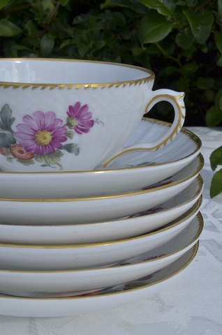 Royal Copenhagen Saxon flower Tea cups 1551