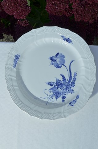 Royal Copenhagen  Blue flower curved  Dish round 1563