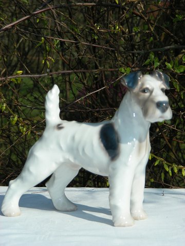 Bing & Grondahl figurine 1998 Terrier 
