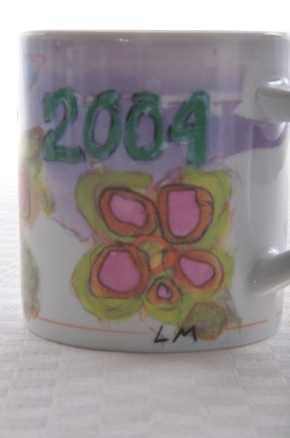 Royal Copenhagen Small Annual mug 2004