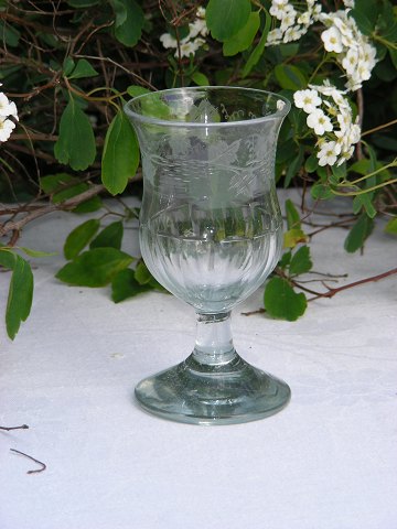 Tysk glas Smukt antikt glas med slibninger
