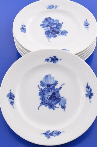 Royal Copenhagen Blue flower braided  Plate 8095