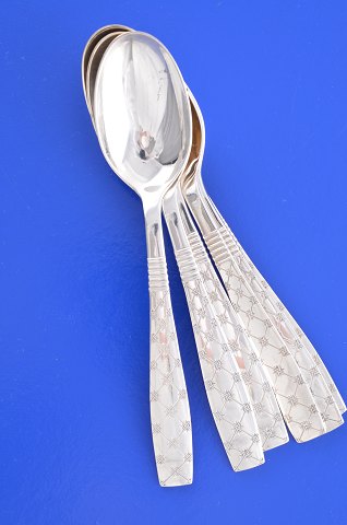 Star silverplate cutlery Six dinner spoons