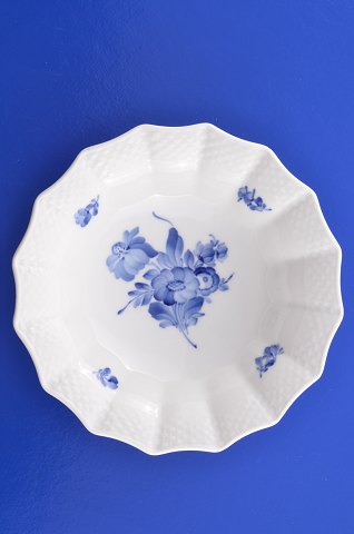 Royal Copenhagen Blue flower braided Bowl 8008