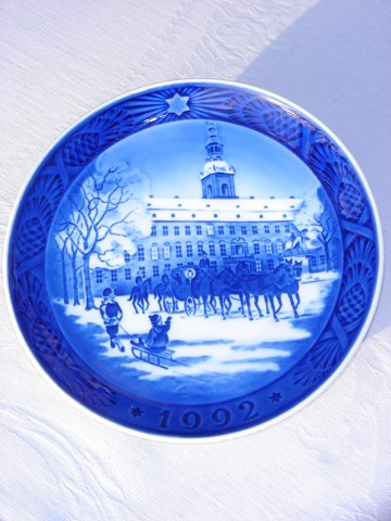 Royal Copenhagen porcelain Christmas plate from 1992