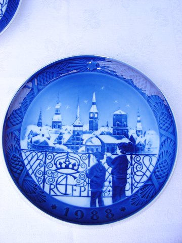 Royal Copenhagen Christmas plate from 1988