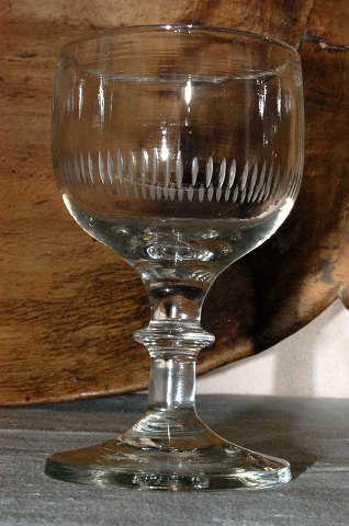 Antik Weinglass