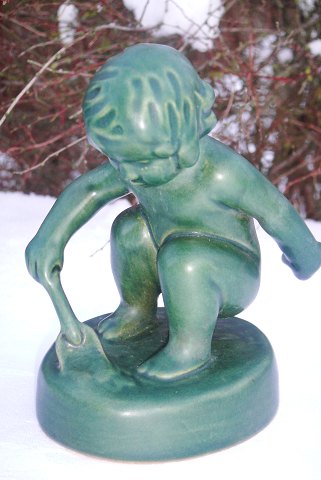 Ipsen keramik Figur Pige med skovl